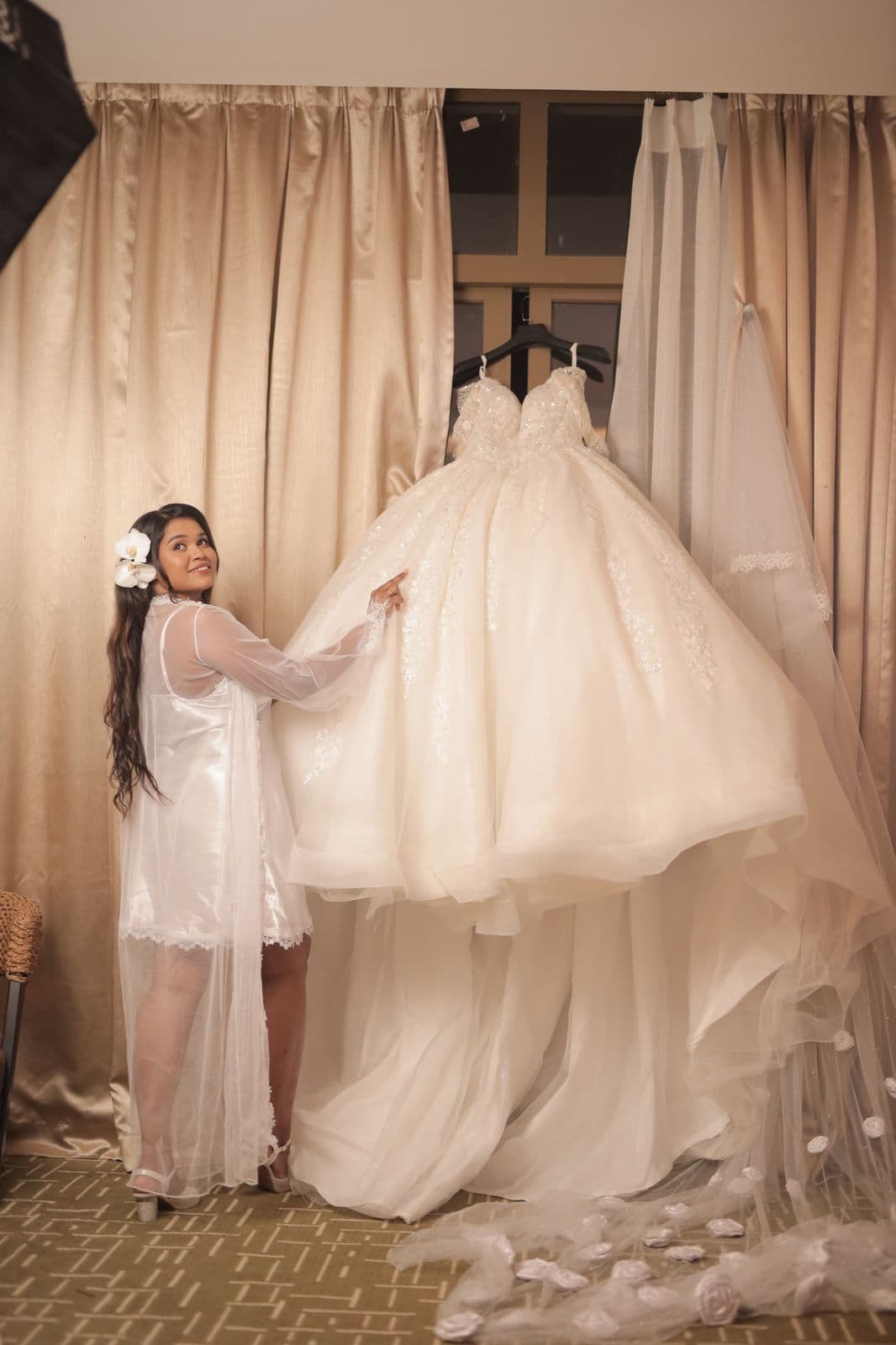 Western Bride and Dress