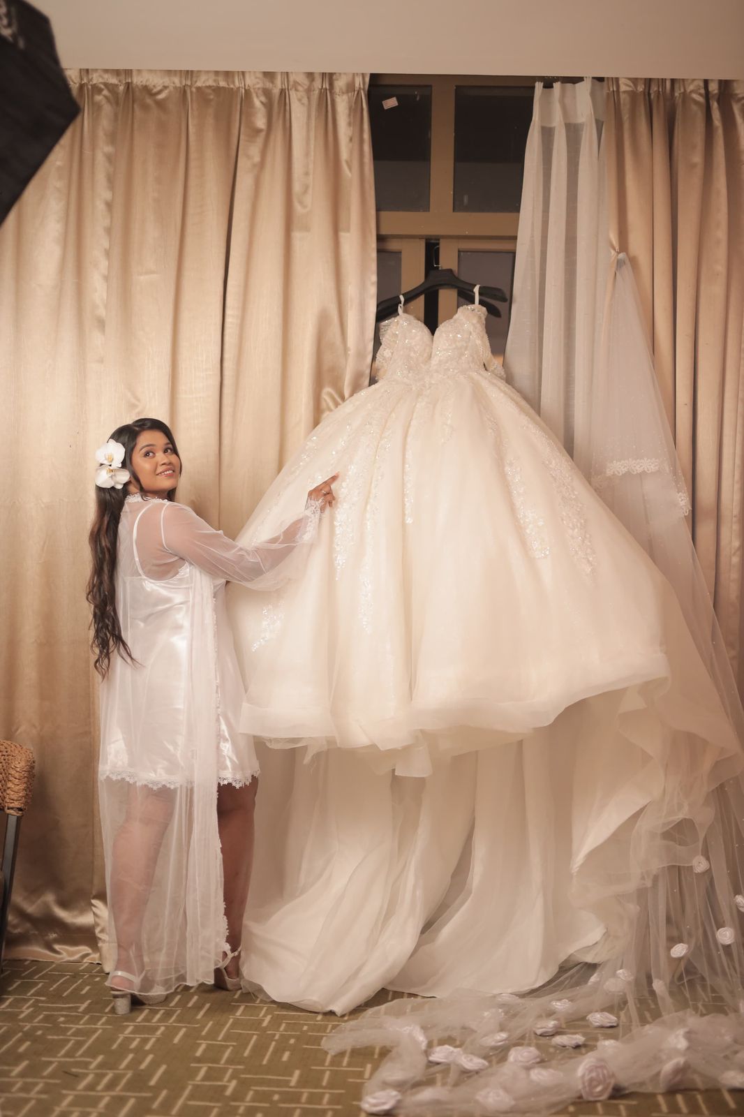 Western Bride and Dress